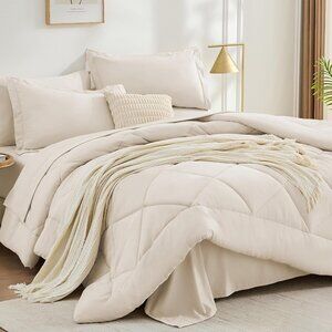 7 Pieces Queen Comforter Set, All Season Bed in a Bag , Luxury Soft Bedding Set